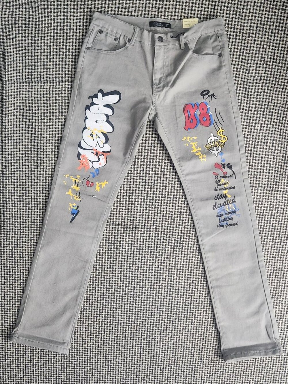 Trestles Supply Co Size 34 Grey Graffiti Graphic Straight Leg Pants